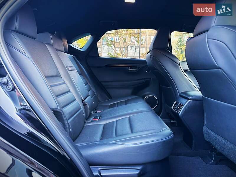 Внедорожник / Кроссовер Lexus NX 2020 в Киеве