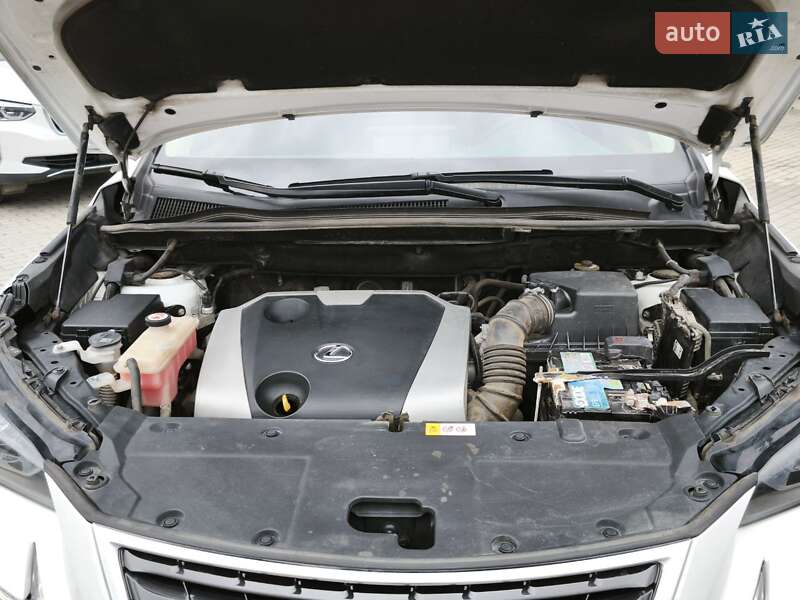 Внедорожник / Кроссовер Lexus NX 2018 в Львове