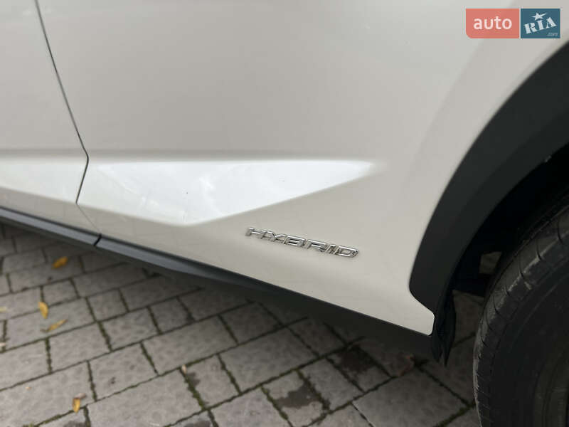 Позашляховик / Кросовер Lexus NX 2020 в Львові