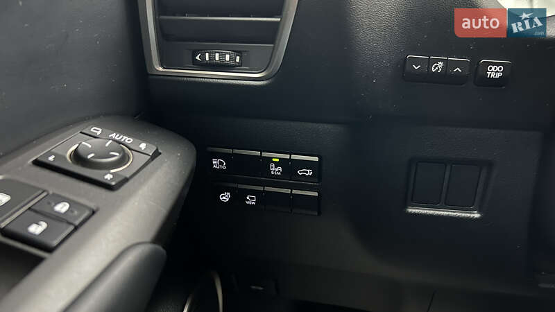 Позашляховик / Кросовер Lexus NX 2020 в Львові