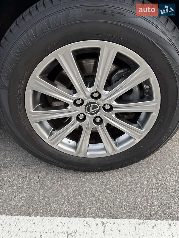 Позашляховик / Кросовер Lexus NX 2017 в Києві