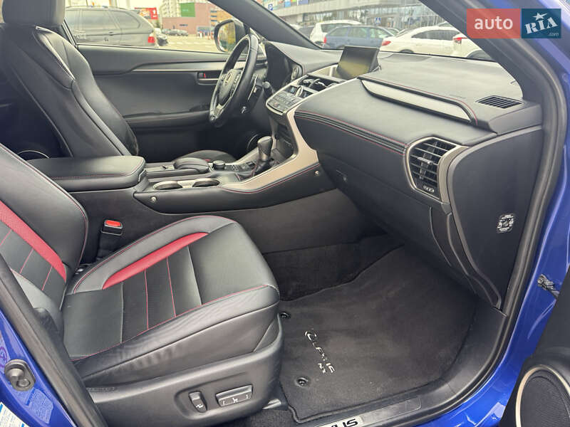 Внедорожник / Кроссовер Lexus NX 2016 в Киеве