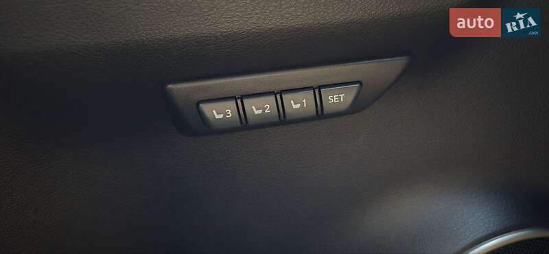 Внедорожник / Кроссовер Lexus NX 2017 в Киеве фото 13 Внедорожник / Кроссовер Lexus NX 2017 в Киеве