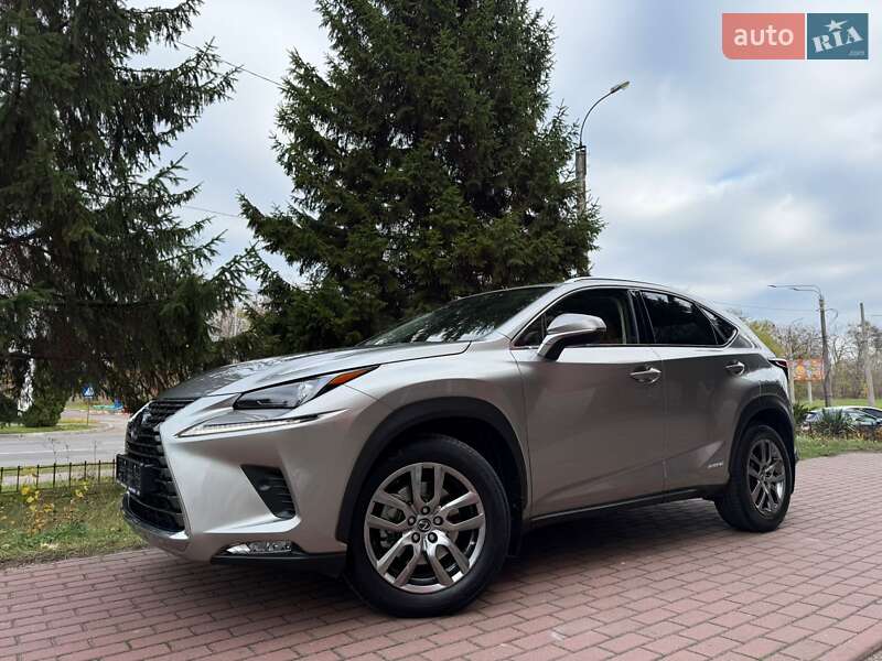 Lexus NX 2019