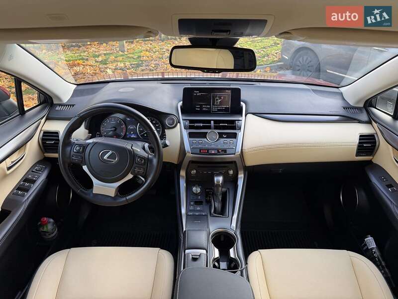 Позашляховик / Кросовер Lexus NX 2020 в Києві