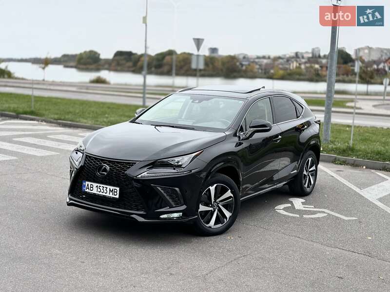 Lexus NX 2021