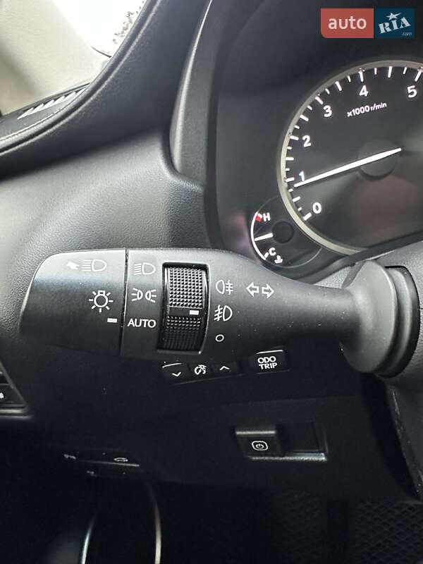 Позашляховик / Кросовер Lexus NX 2015 в Білогородці фото 38 Позашляховик / Кросовер Lexus NX 2015 в Білогородці