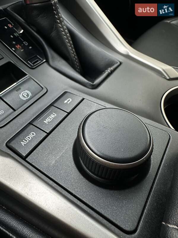 Позашляховик / Кросовер Lexus NX 2015 в Білогородці фото 42 Позашляховик / Кросовер Lexus NX 2015 в Білогородці