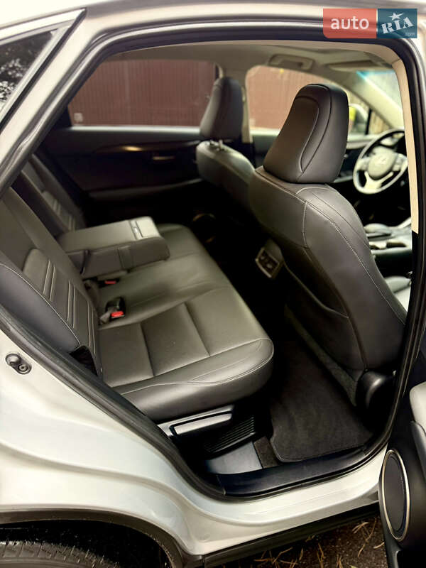 Позашляховик / Кросовер Lexus NX 2015 в Києві фото 14 Позашляховик / Кросовер Lexus NX 2015 в Києві