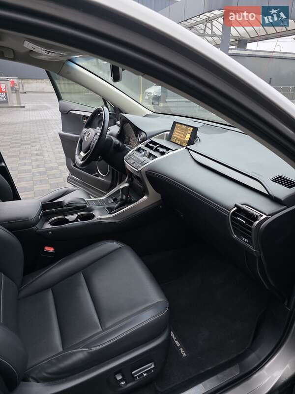 Позашляховик / Кросовер Lexus NX 2014 в Хмельницькому