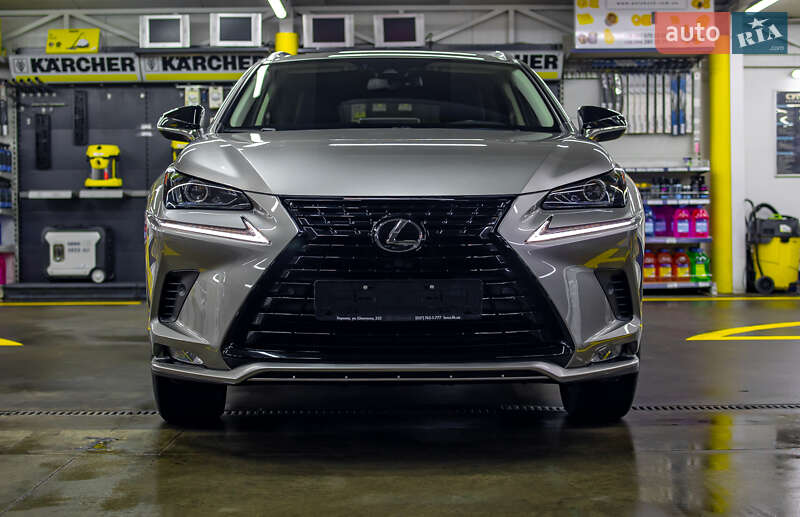 Позашляховик / Кросовер Lexus NX 2020 в Чернівцях