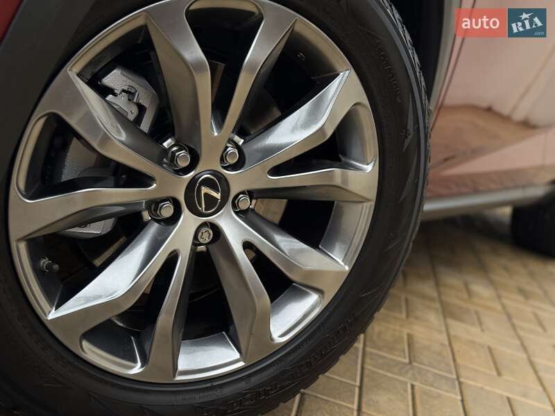 Позашляховик / Кросовер Lexus NX 2015 в Одесі