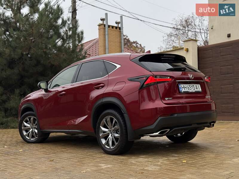 Позашляховик / Кросовер Lexus NX 2015 в Одесі