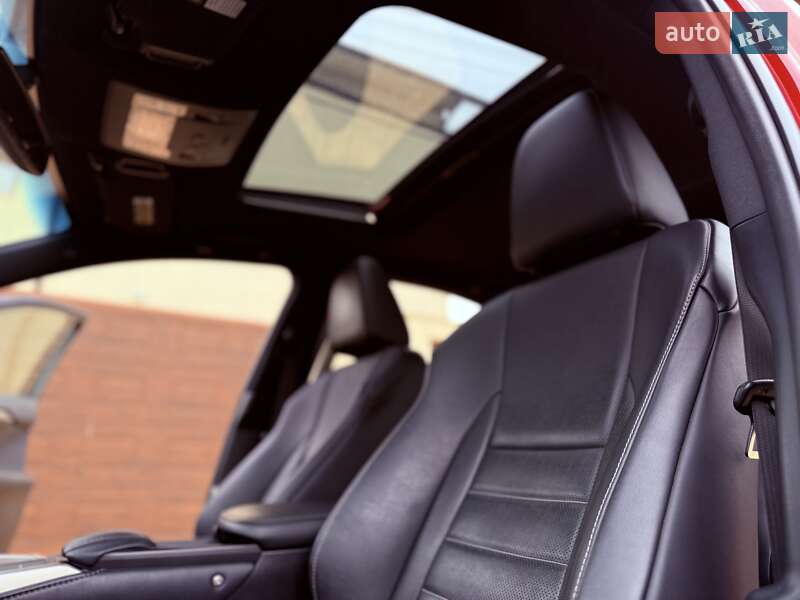 Позашляховик / Кросовер Lexus NX 2015 в Одесі