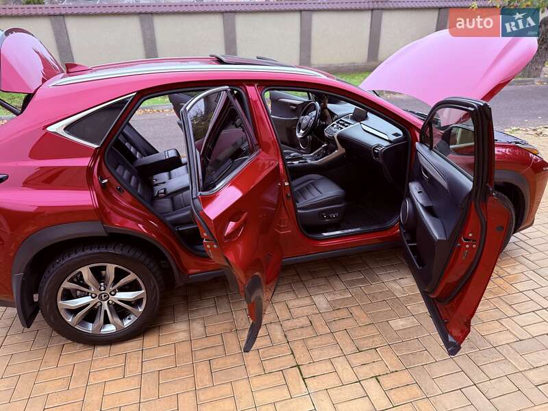 Позашляховик / Кросовер Lexus NX 2015 в Одесі