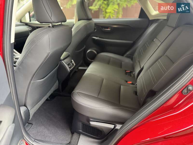 Позашляховик / Кросовер Lexus NX 2018 в Дніпрі фото 23 Позашляховик / Кросовер Lexus NX 2018 в Дніпрі