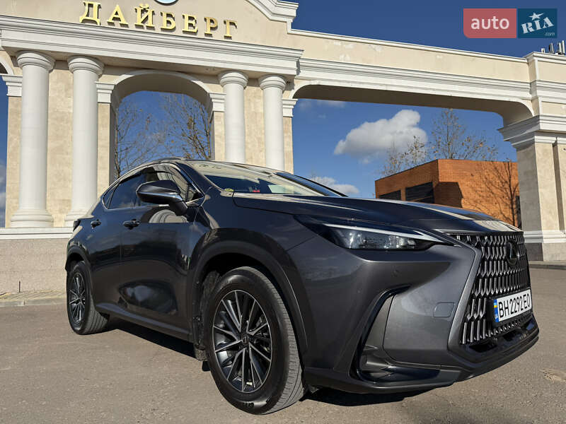 Внедорожник / Кроссовер Lexus NX 2022 в Одессе