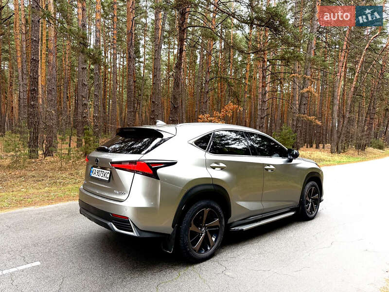 Позашляховик / Кросовер Lexus NX 2020 в Сумах