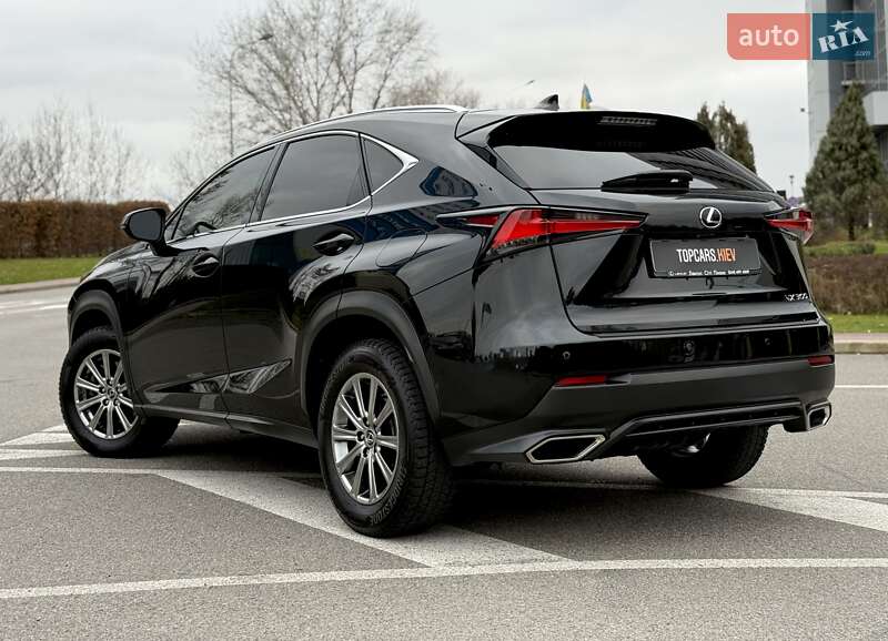 Позашляховик / Кросовер Lexus NX 2018 в Києві