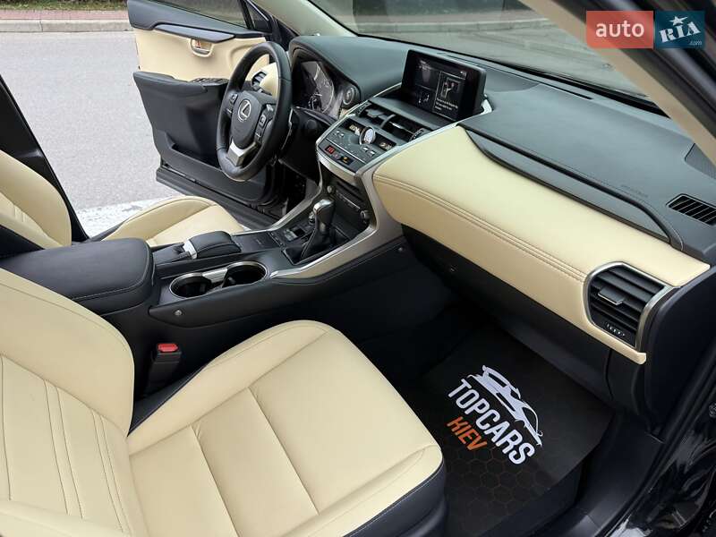 Позашляховик / Кросовер Lexus NX 2018 в Києві