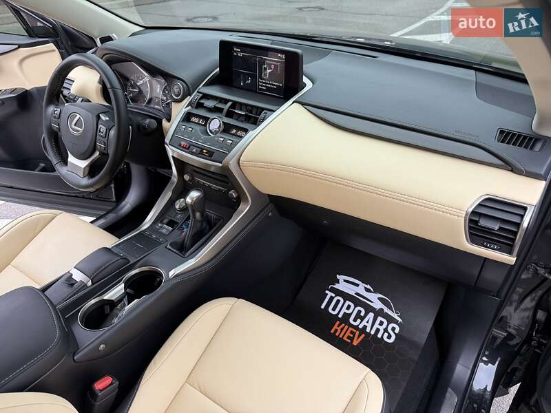 Позашляховик / Кросовер Lexus NX 2018 в Києві