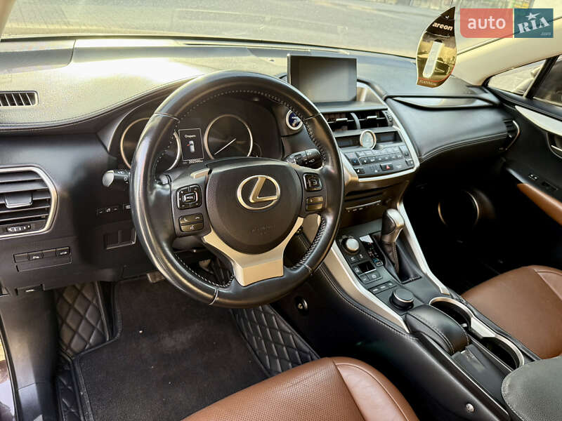 Позашляховик / Кросовер Lexus NX 2014 в Дніпрі фото 19 Позашляховик / Кросовер Lexus NX 2014 в Дніпрі