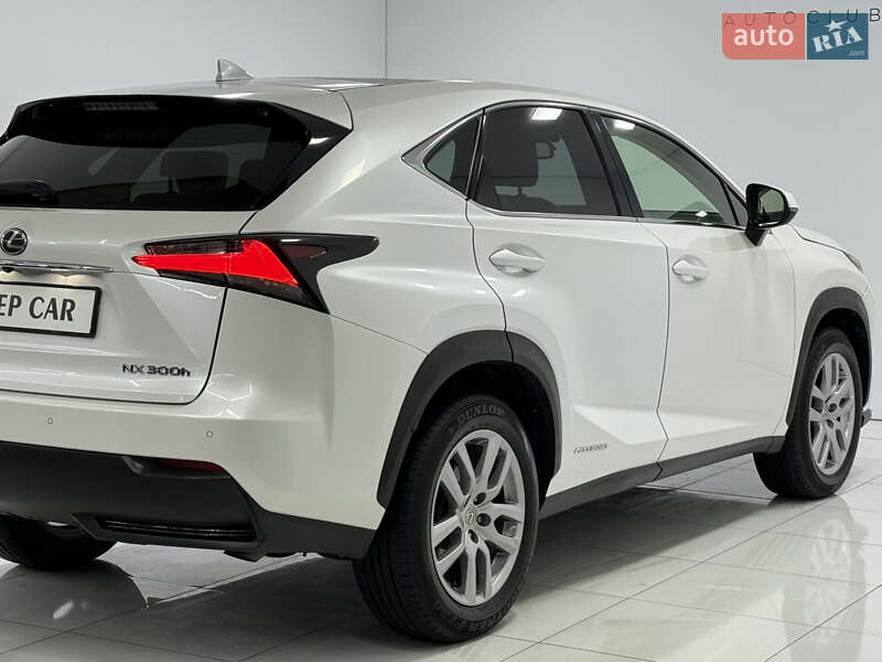 Внедорожник / Кроссовер Lexus NX 2016 в Одессе