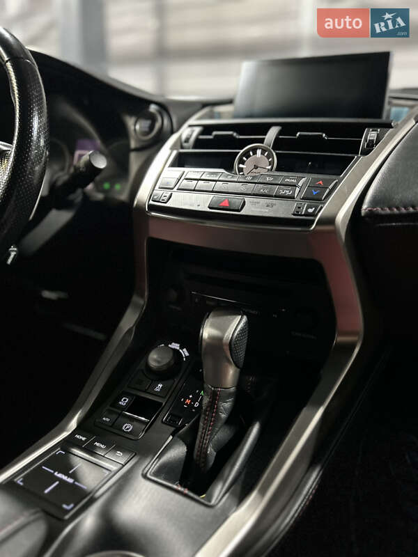 Позашляховик / Кросовер Lexus NX 2017 в Одесі