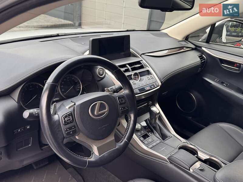 Внедорожник / Кроссовер Lexus NX 2018 в Одессе