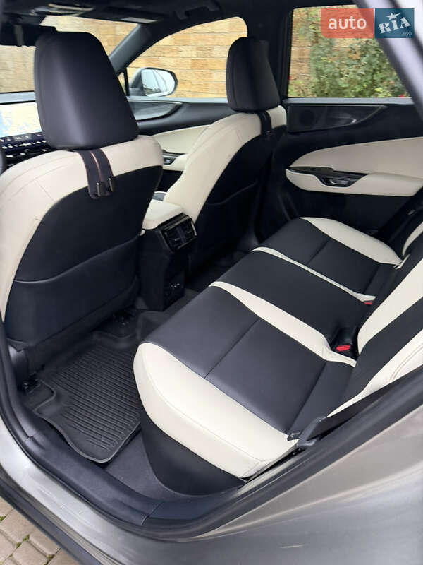 Позашляховик / Кросовер Lexus NX 2024 в Одесі