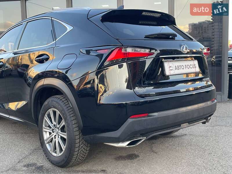 Позашляховик / Кросовер Lexus NX 2016 в Києві