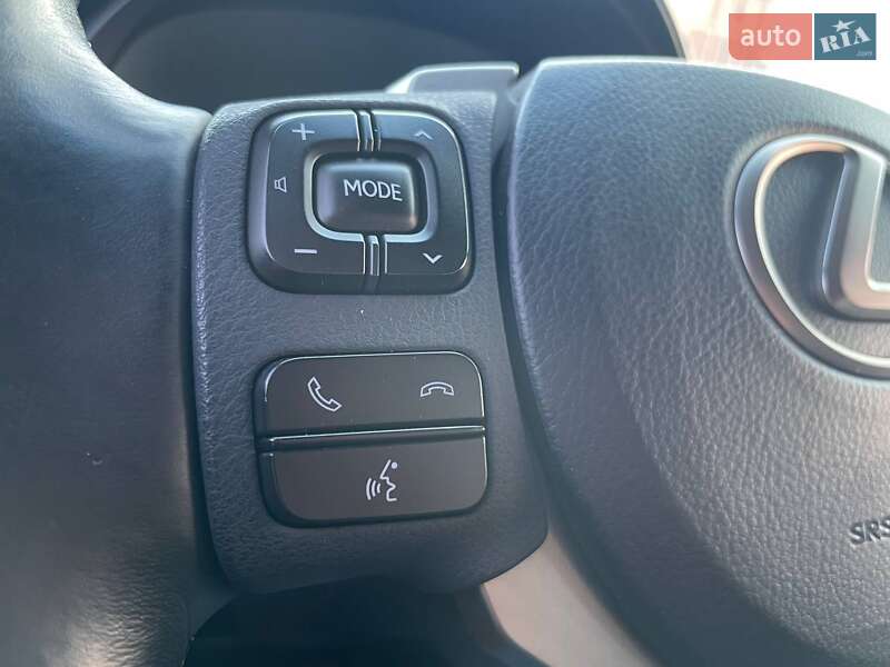 Позашляховик / Кросовер Lexus NX 2016 в Києві