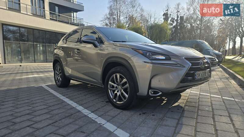 Внедорожник / Кроссовер Lexus NX 2016 в Ровно