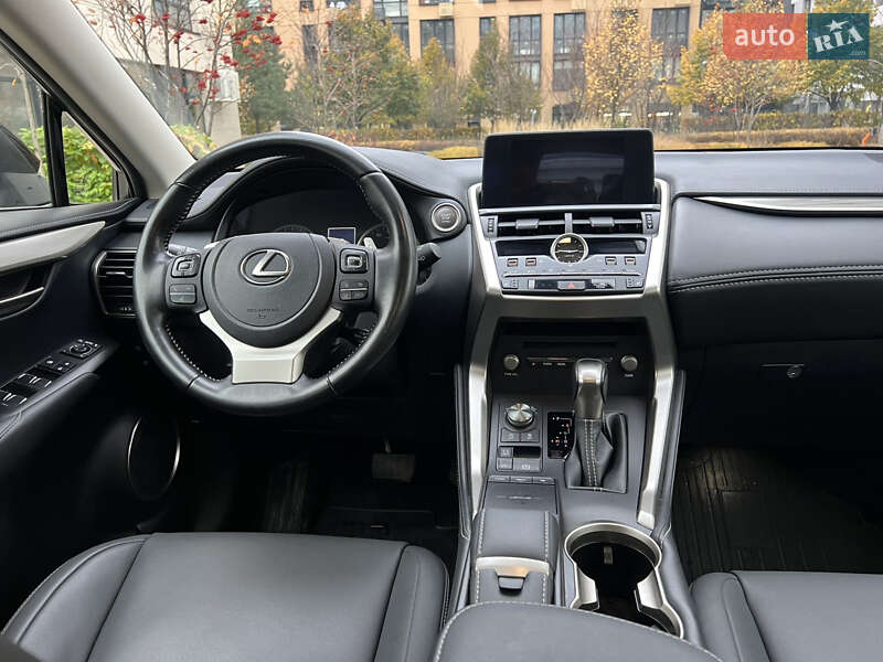 Позашляховик / Кросовер Lexus NX 2021 в Києві