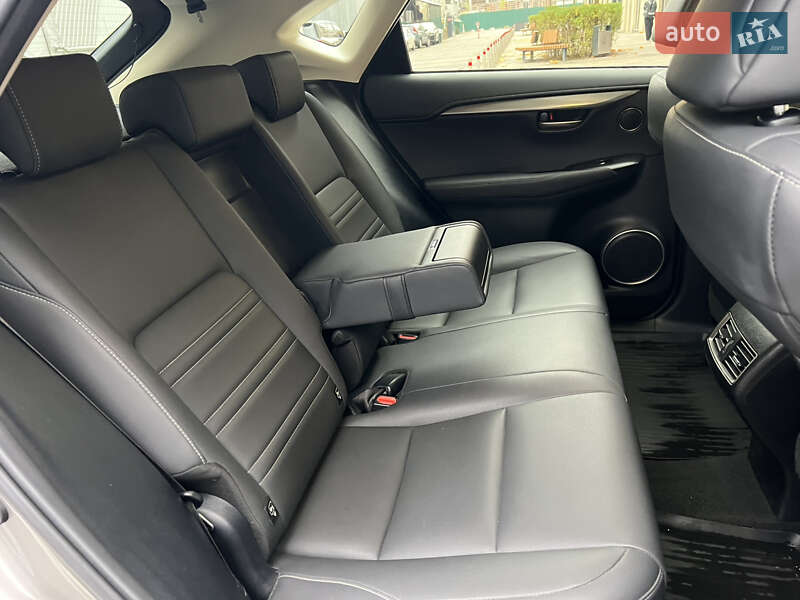 Позашляховик / Кросовер Lexus NX 2021 в Києві