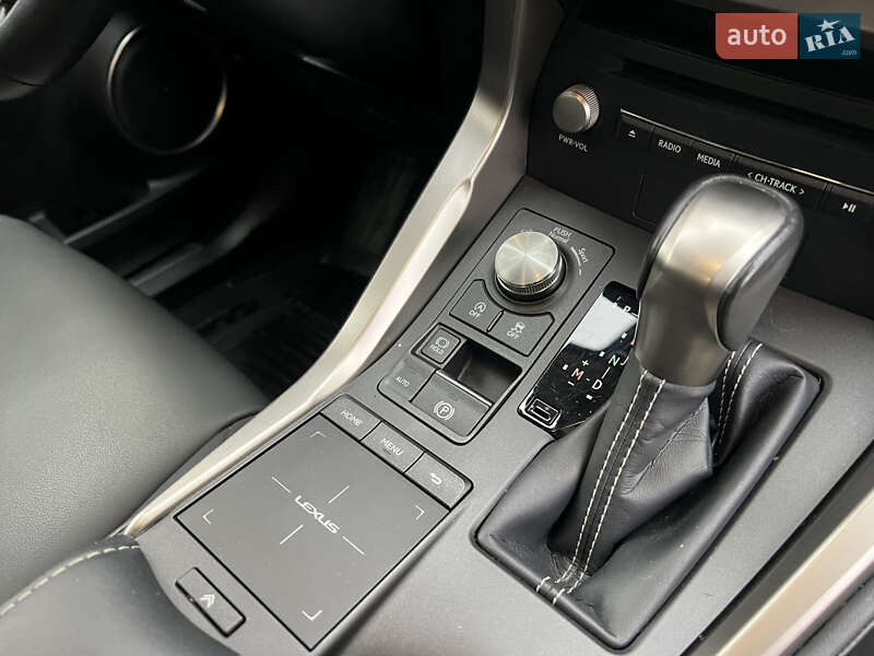 Позашляховик / Кросовер Lexus NX 2021 в Києві