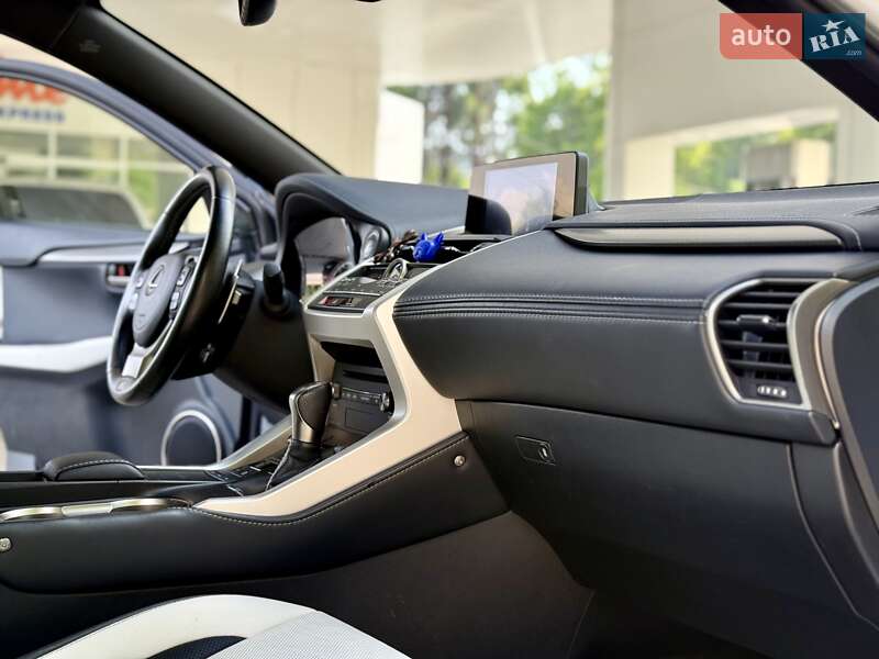 Внедорожник / Кроссовер Lexus NX 2021 в Днепре