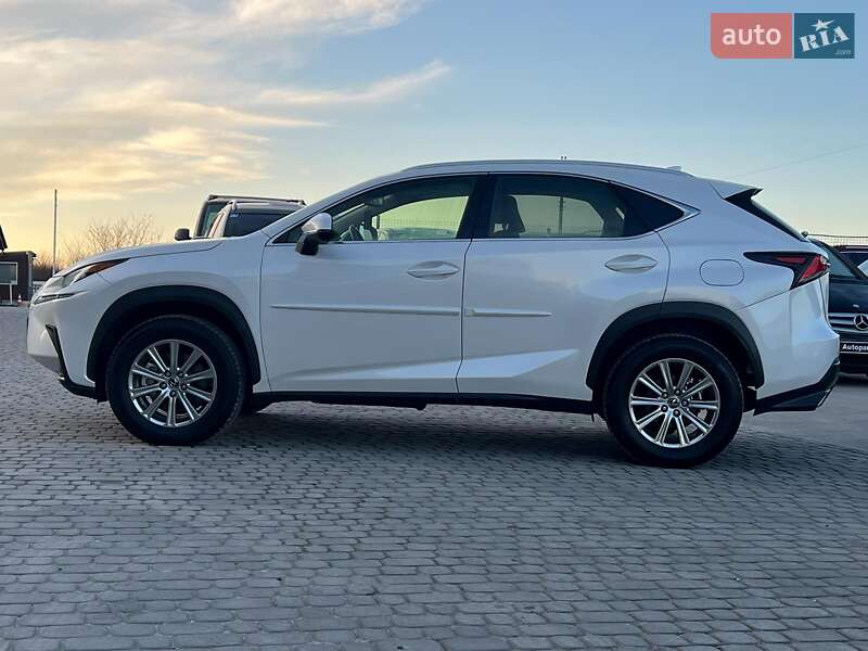 Позашляховик / Кросовер Lexus NX 2019 в Львові