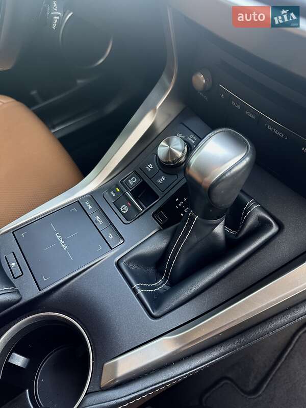 Внедорожник / Кроссовер Lexus NX 2021 в Днепре