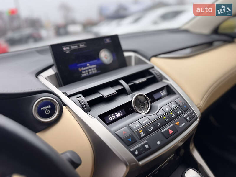 Позашляховик / Кросовер Lexus NX 2015 в Самборі фото 15 Позашляховик / Кросовер Lexus NX 2015 в Самборі