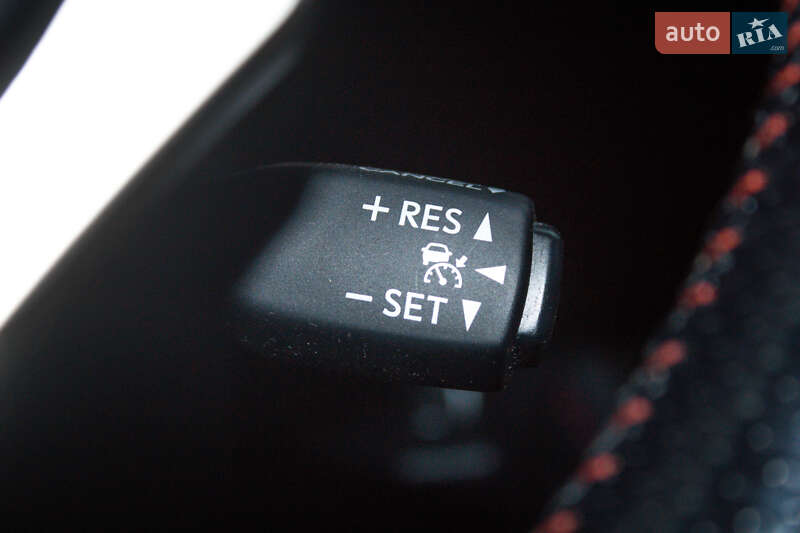 Внедорожник / Кроссовер Lexus NX 2016 в Киеве