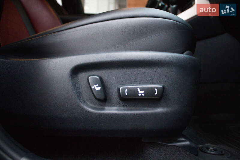 Внедорожник / Кроссовер Lexus NX 2016 в Киеве