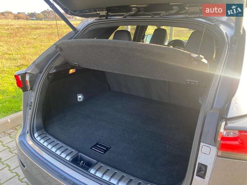 Внедорожник / Кроссовер Lexus NX 2015 в Одессе