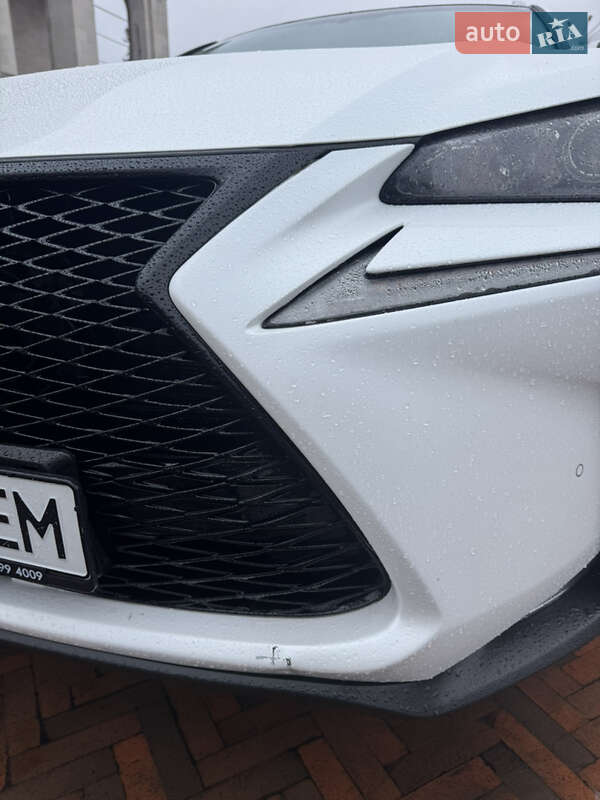 Внедорожник / Кроссовер Lexus NX 2014 в Чернигове