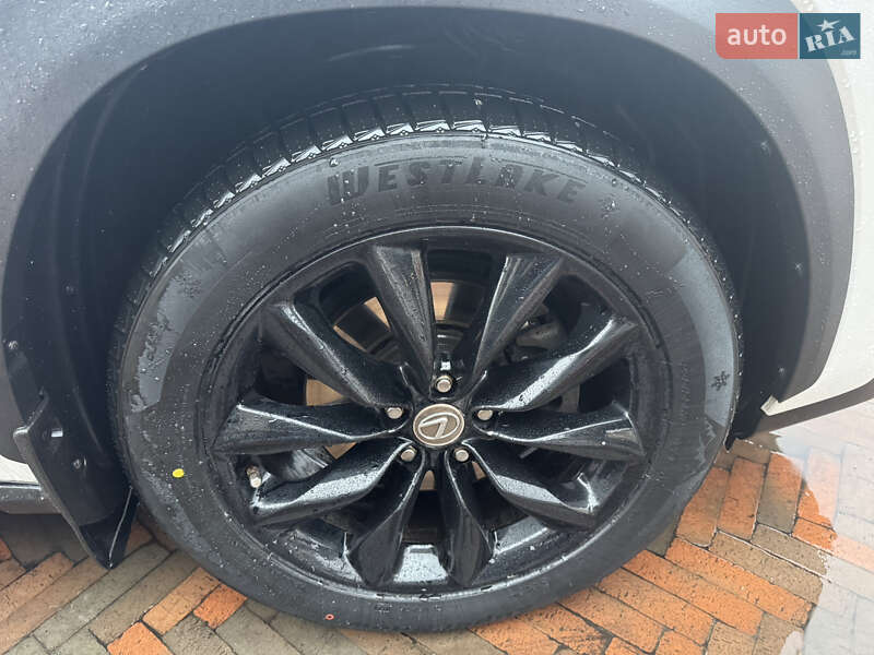 Внедорожник / Кроссовер Lexus NX 2014 в Чернигове