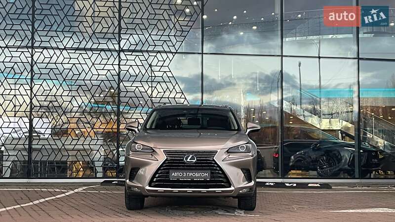 Позашляховик / Кросовер Lexus NX 2018 в Києві