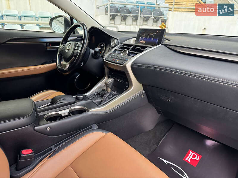 Позашляховик / Кросовер Lexus NX 2016 в Одесі фото 22 Позашляховик / Кросовер Lexus NX 2016 в Одесі