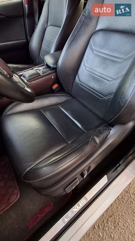 Позашляховик / Кросовер Lexus NX 2017 в Дніпрі