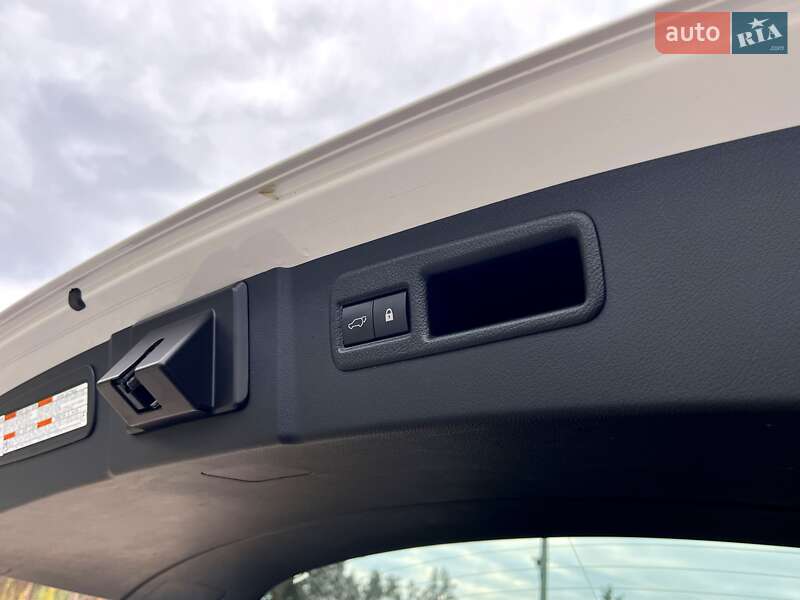 Внедорожник / Кроссовер Lexus NX 2019 в Киеве