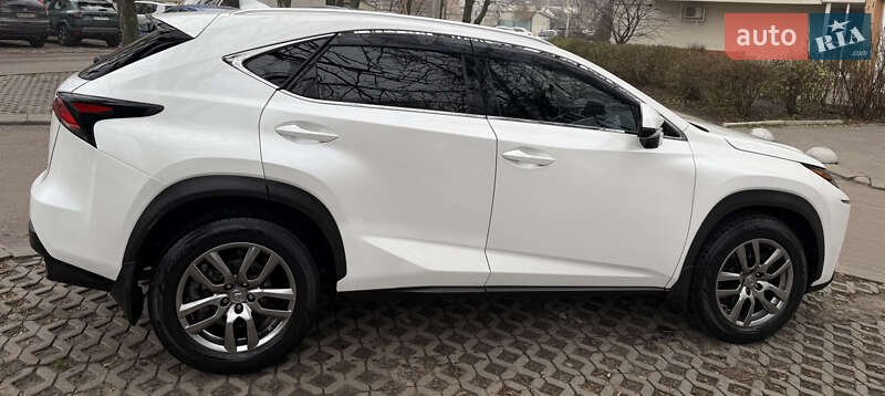 Позашляховик / Кросовер Lexus NX 2016 в Харкові